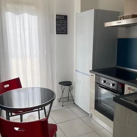 Prato Charment 2 Pieces, Centre Ville,1 Min Апартаменты